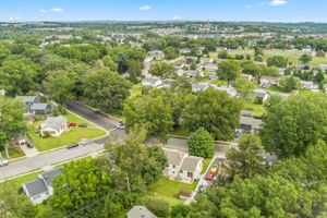 518 W Anderson Ave-37