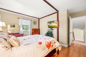 518 W Anderson Ave-55