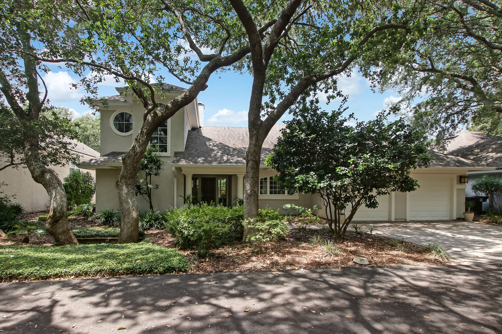 Welcome to 5189 Village Way