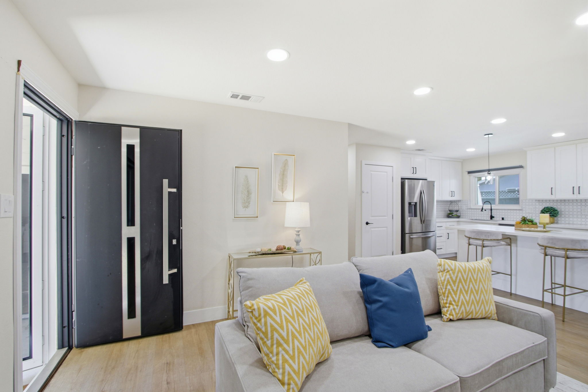 005_F8_519 Cheyenne Ln