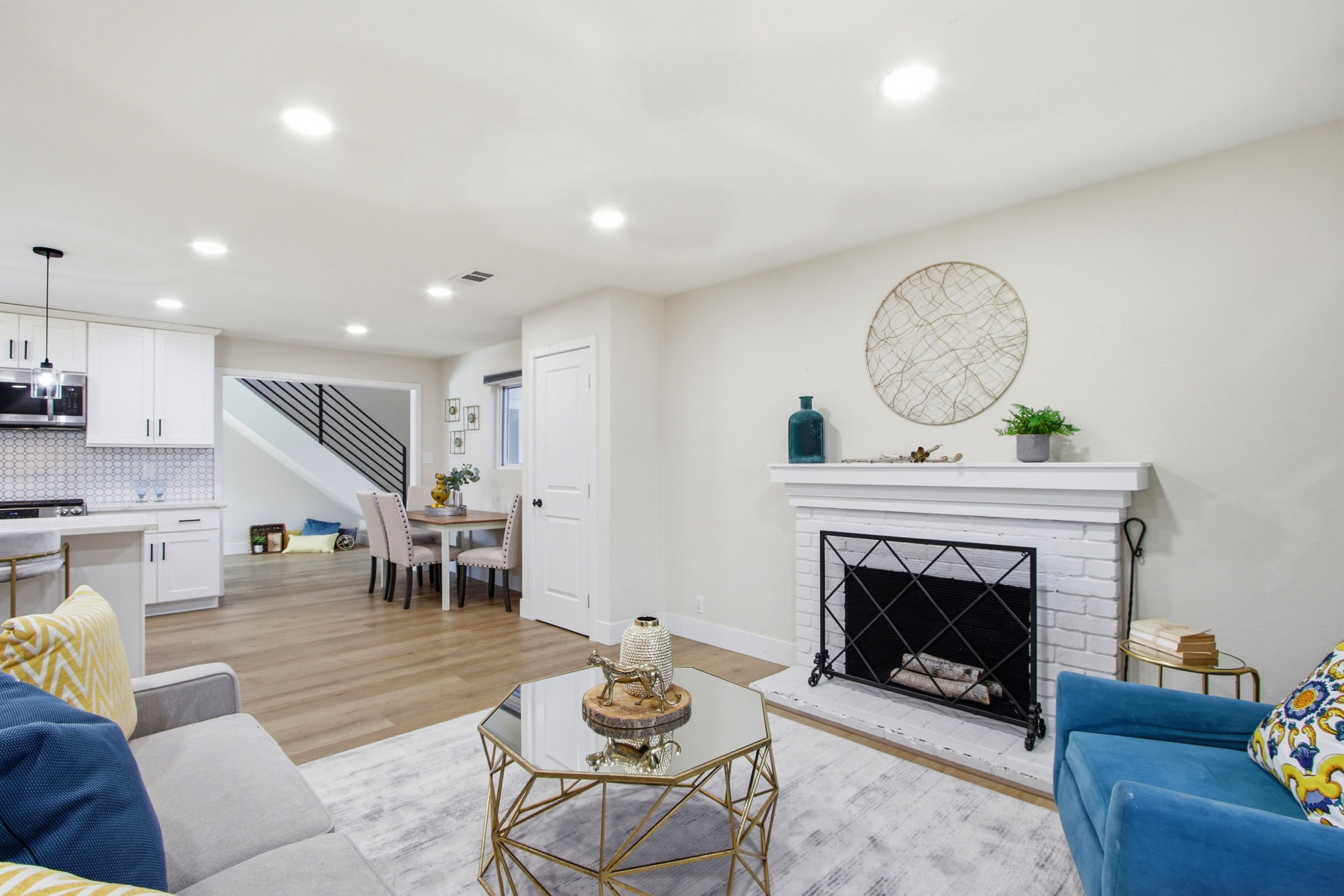 009_F8_519 Cheyenne Ln