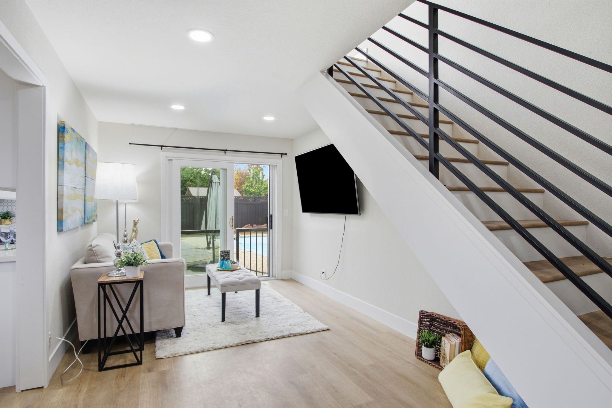 018_F8_519 Cheyenne Ln