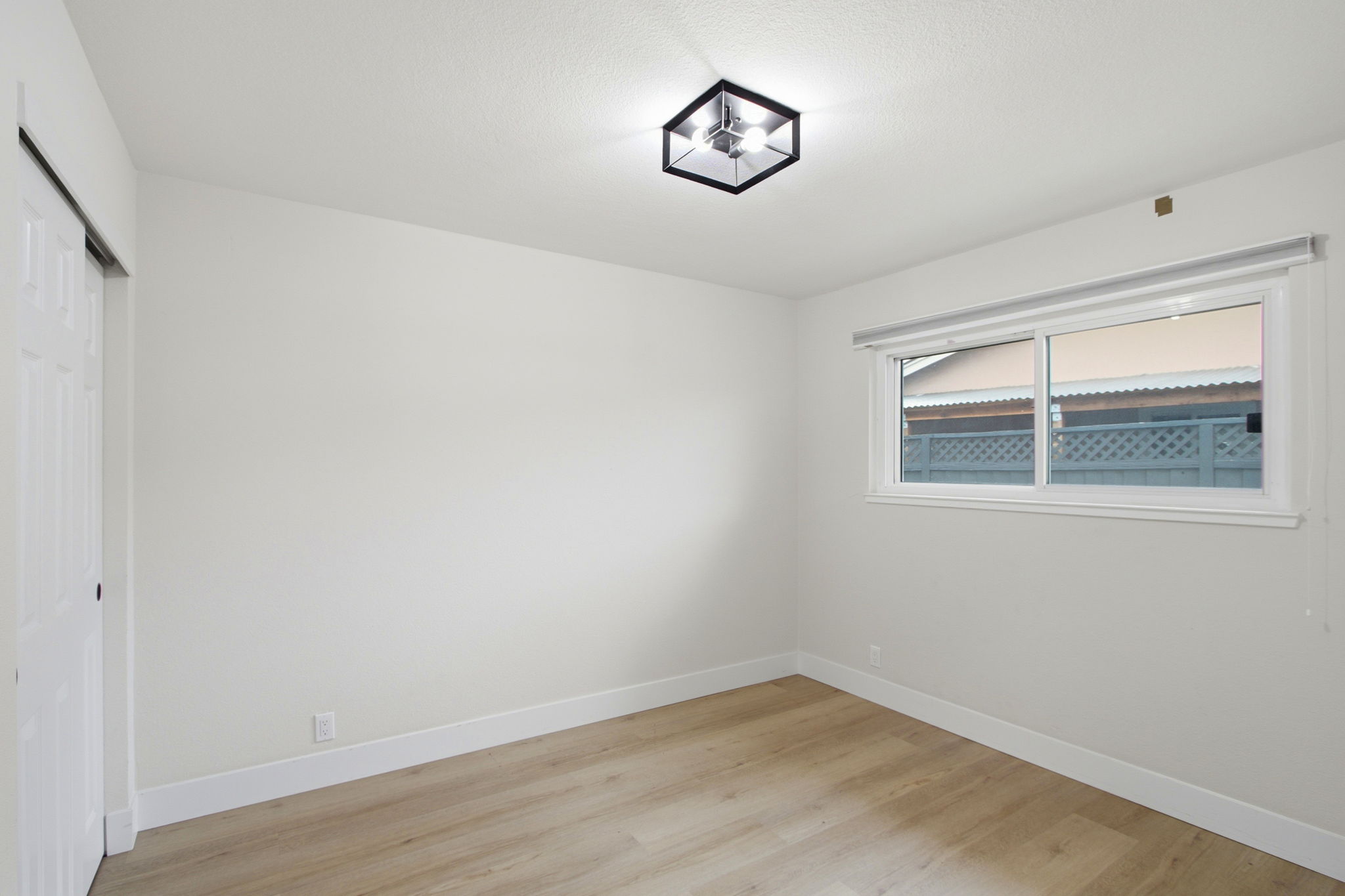 020_F8_519 Cheyenne Ln