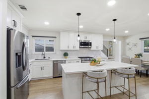 011_F8_519 Cheyenne Ln