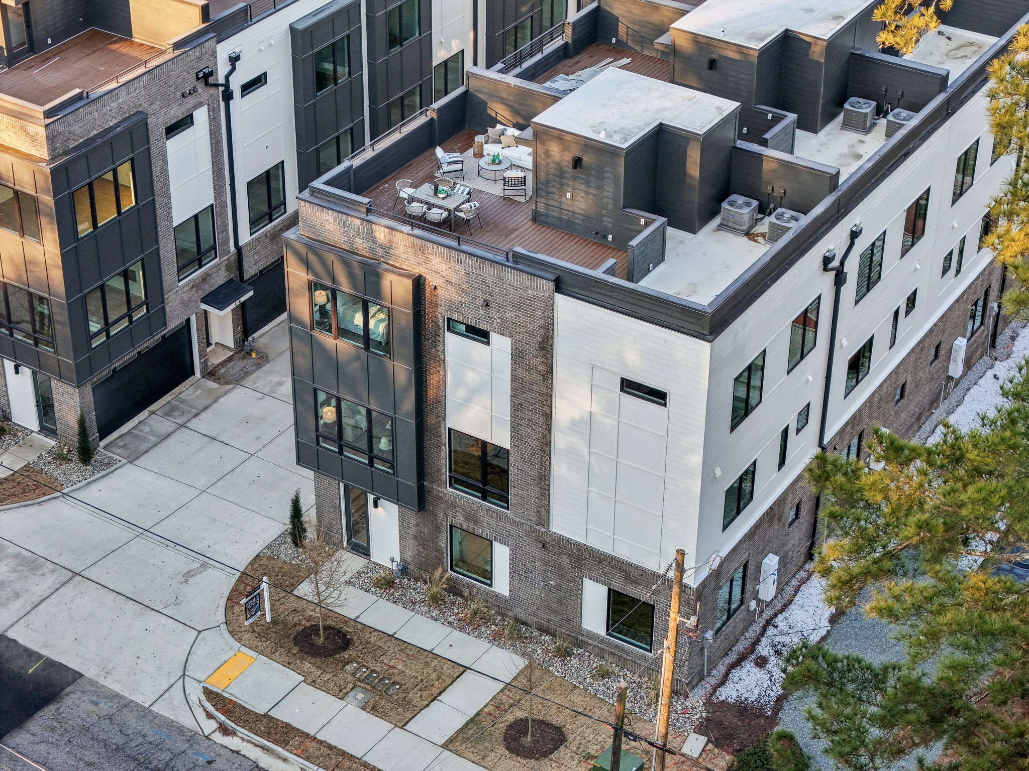 Edgecreek Ct-014.jpg