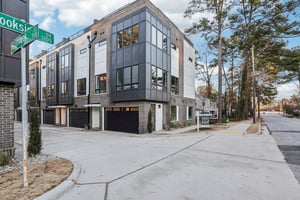 Edgecreek Ct-001.jpg