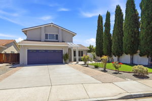 002_F8_519 Glenburry Way