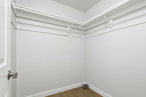 036_F8_519 Glenburry Way