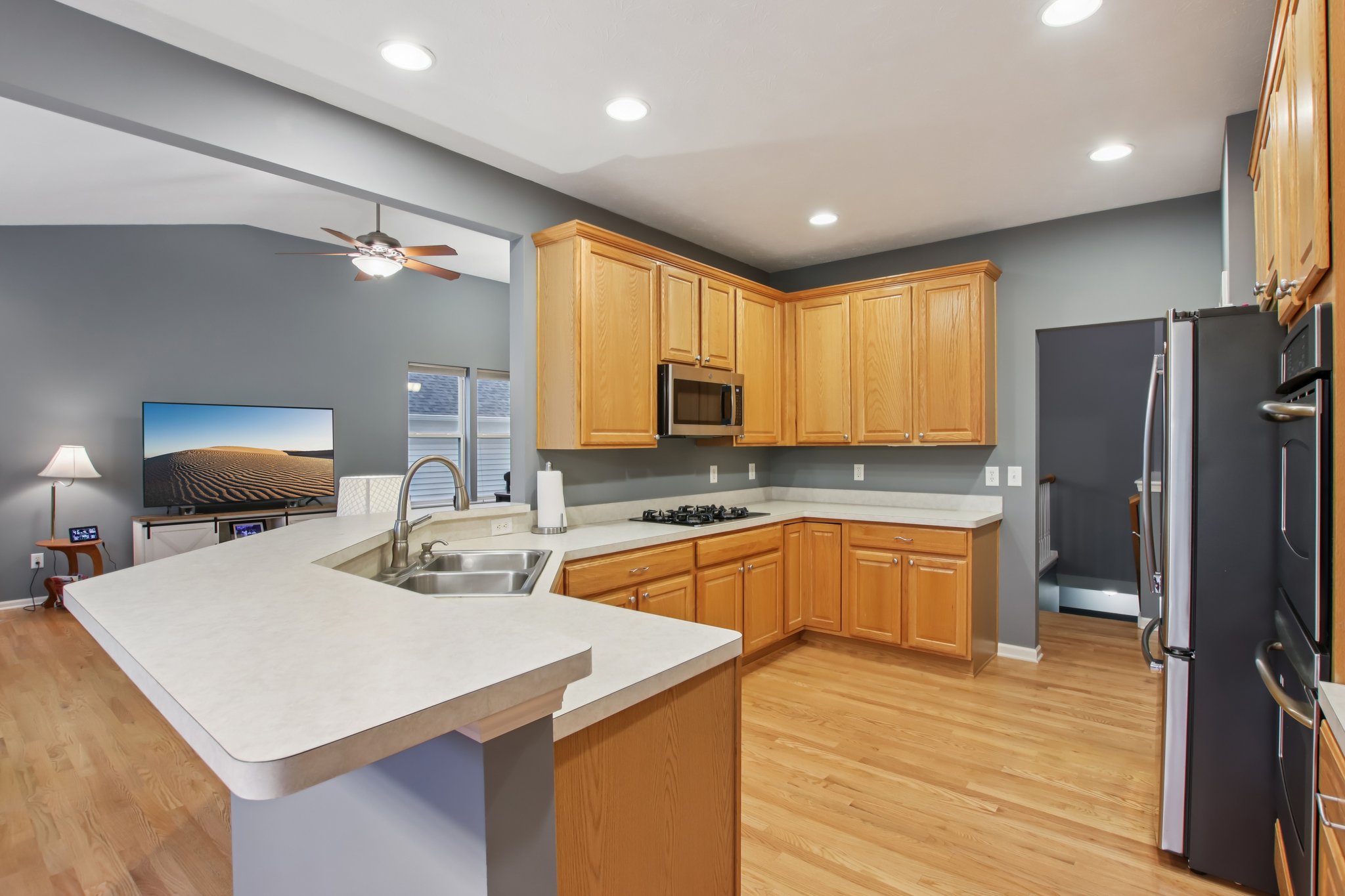 Hadleigh Ct-S0403-013.jpg