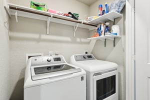 Mallow Dr-030.jpg
