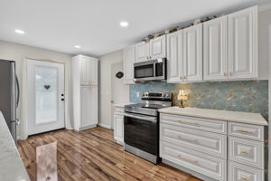 Kitchen 1 of 3