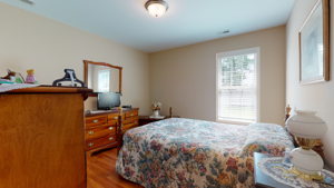  Photo 38