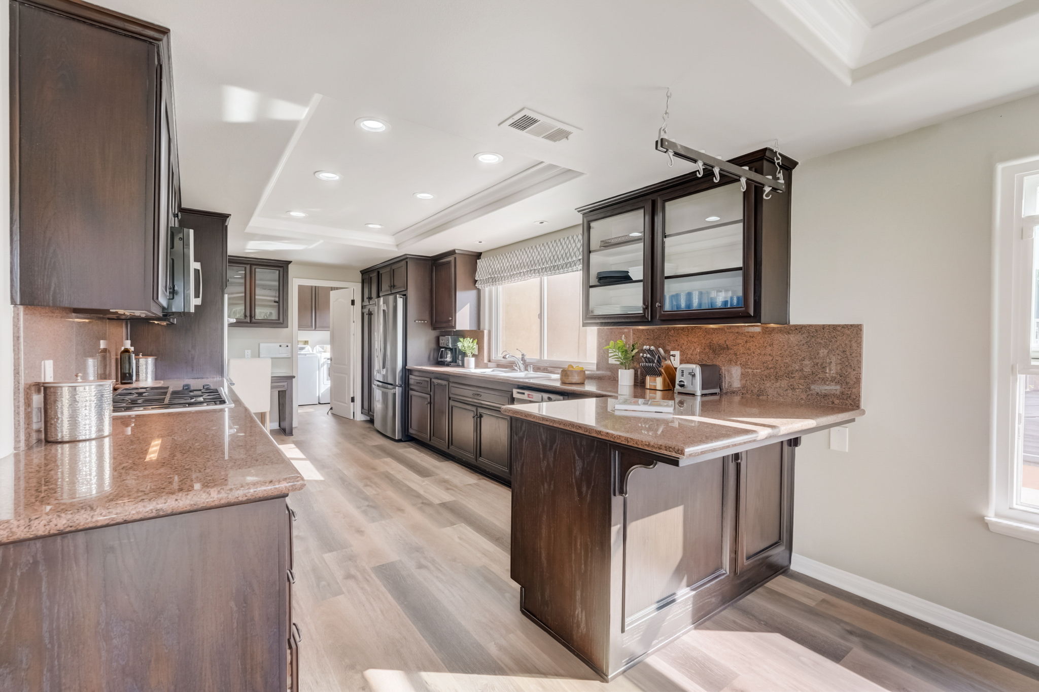 S Juanita Ave-015