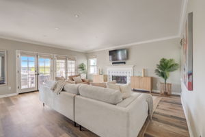 S Juanita Ave-008