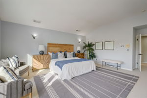 S Juanita Ave-034