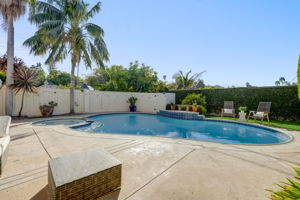 S Juanita Ave-046
