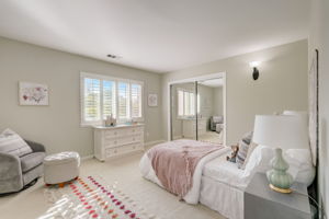 S Juanita Ave-029