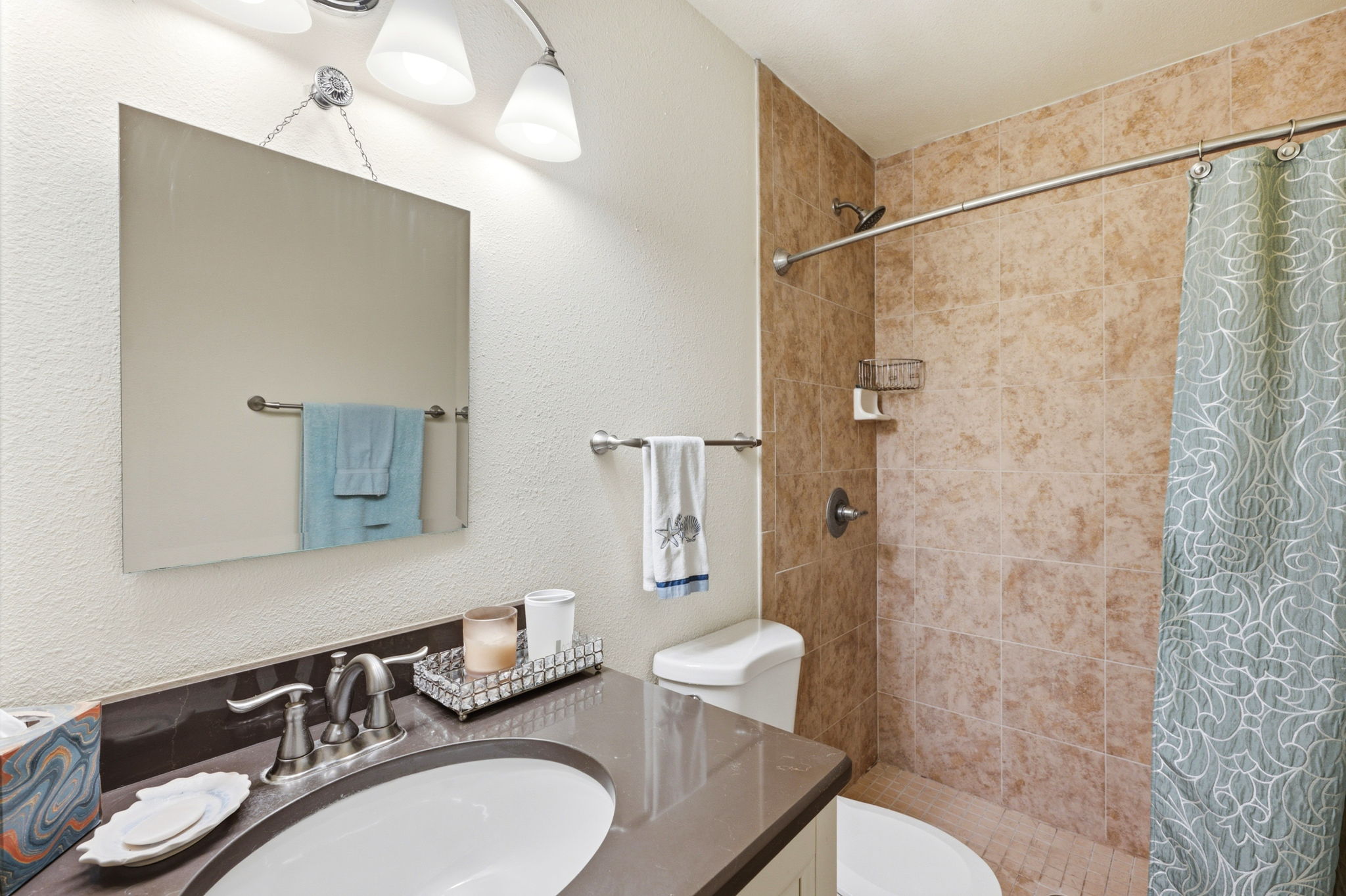 Interiors (15)