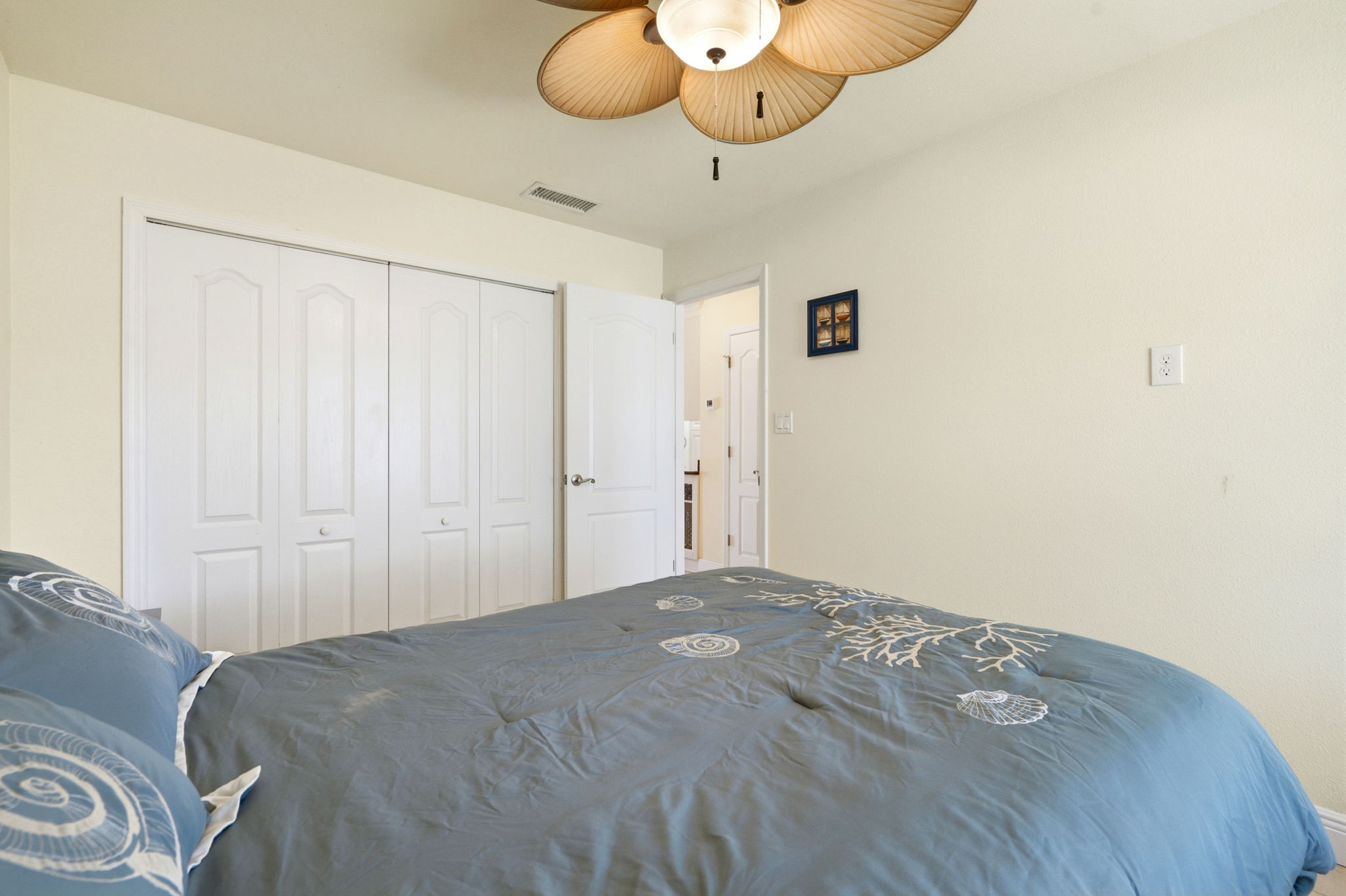 Interiors (23)