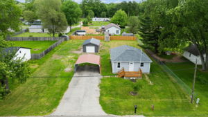  Photo 0