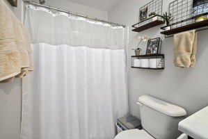  Photo 30