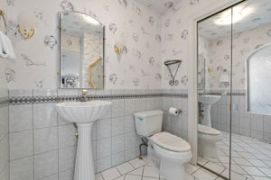  Photo 50