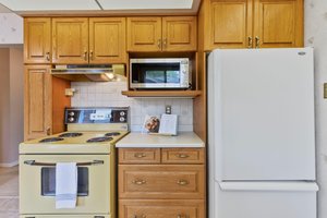  Photo 31