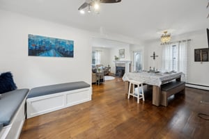 Dining Room/ Leisure Room