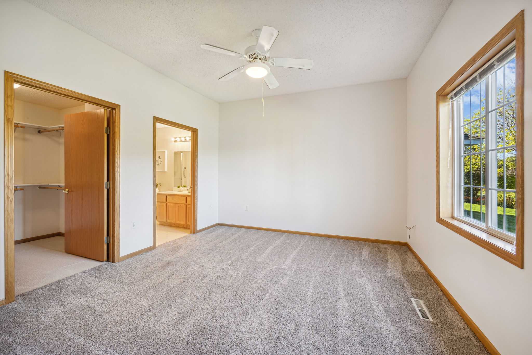 11_Interior