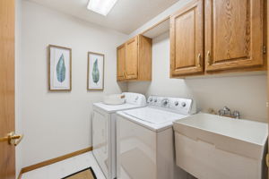 15_Interior