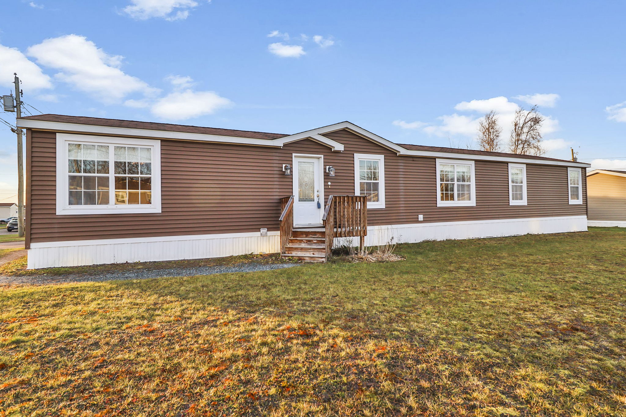 52 Allée Renous Ln, Dieppe, NB E1A 2E8 PROPICSTA & MeasureMySpace