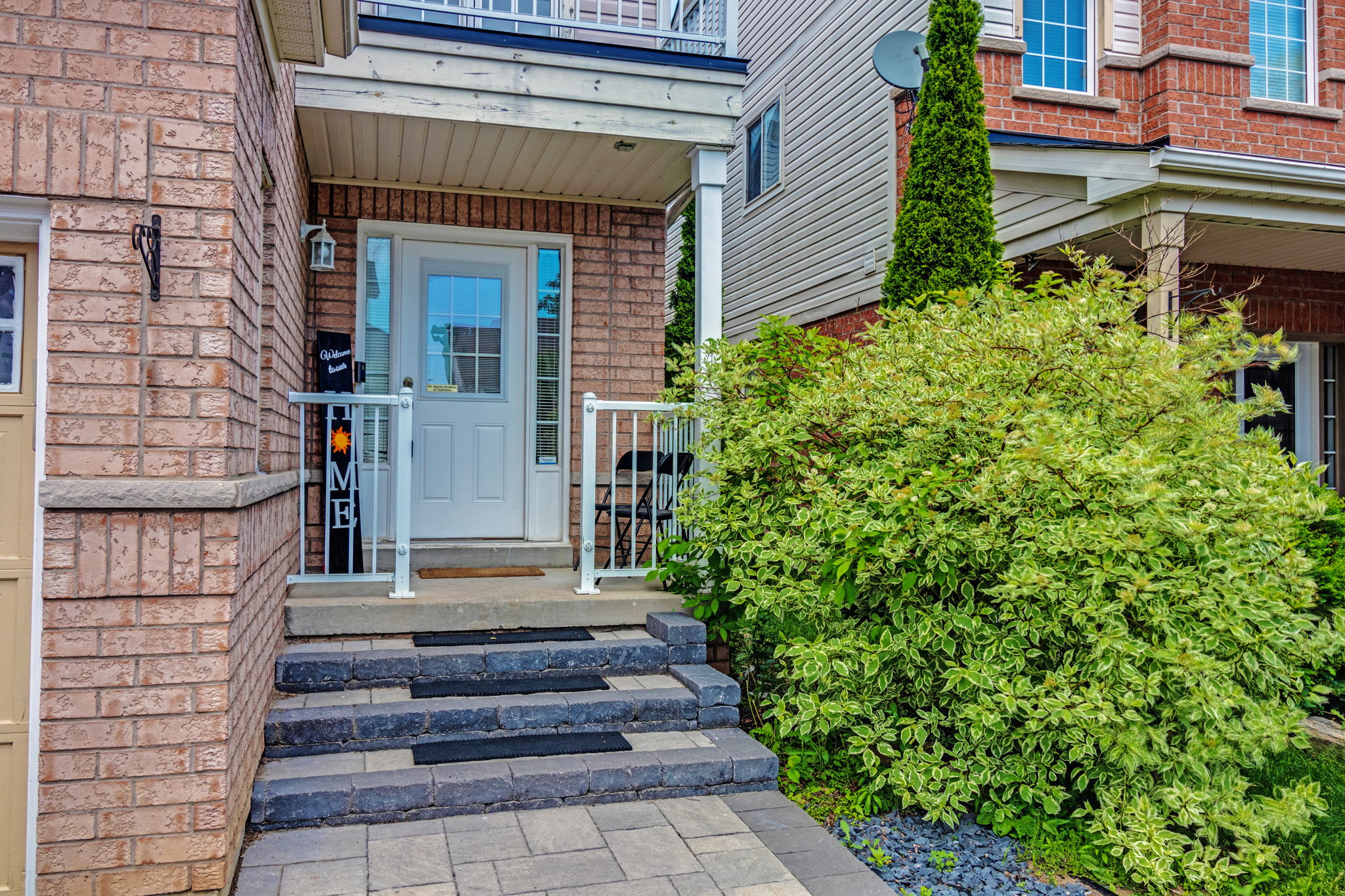 52 Beachgrove Crescent, Whitby, ON L1R 3G3, Canada Photo 3