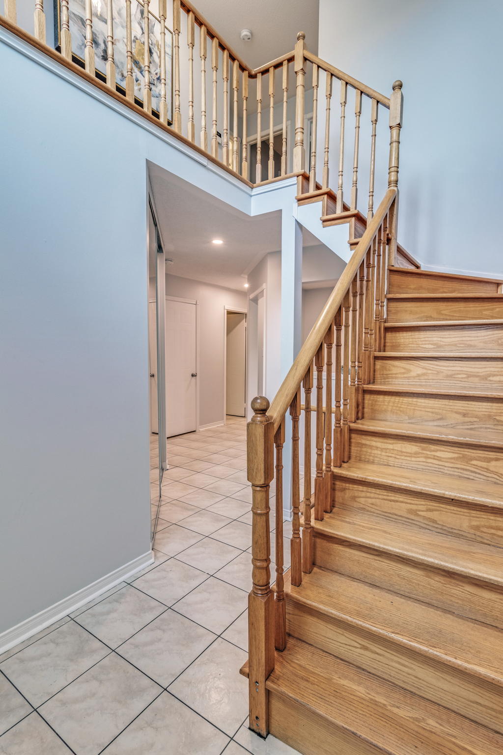 52 Beachgrove Crescent, Whitby, ON L1R 3G3, Canada Photo 6