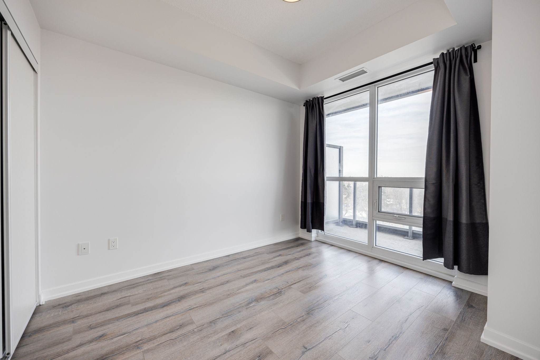 Toronto property showcase — delivered property photograph 13
