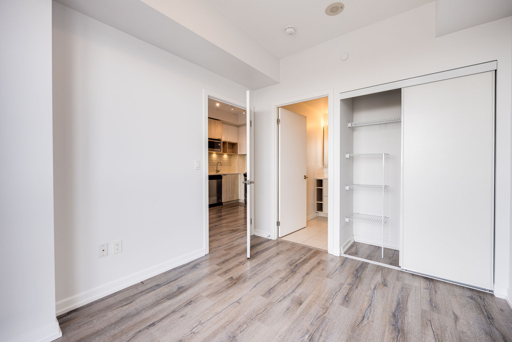 Toronto property showcase — delivered property photograph 14