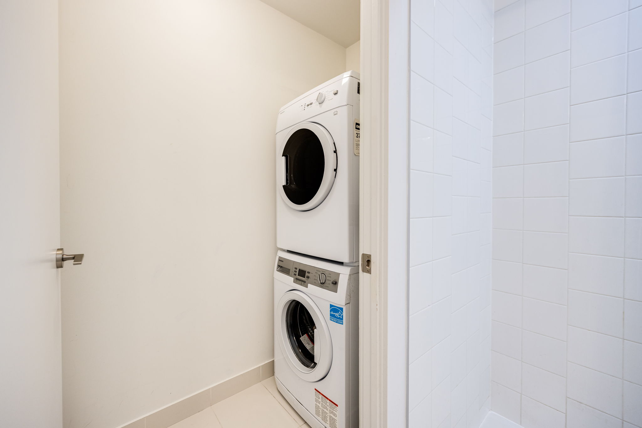 Toronto property showcase — delivered property photograph 19
