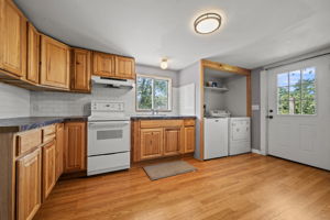  Photo 0