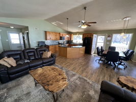  Photo 47