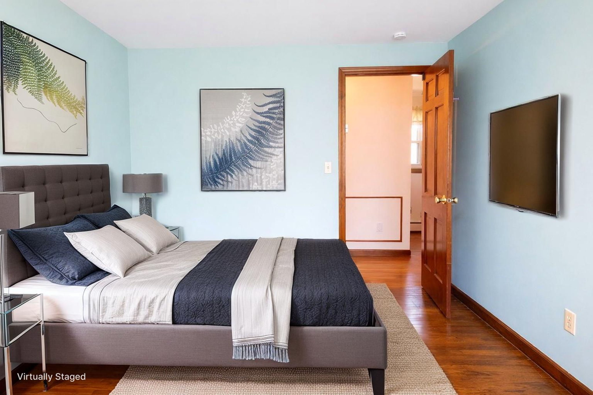 9476CB56-6DCA-418B-A58D-E6FD9FBFA6AD virtually staged.jpeg