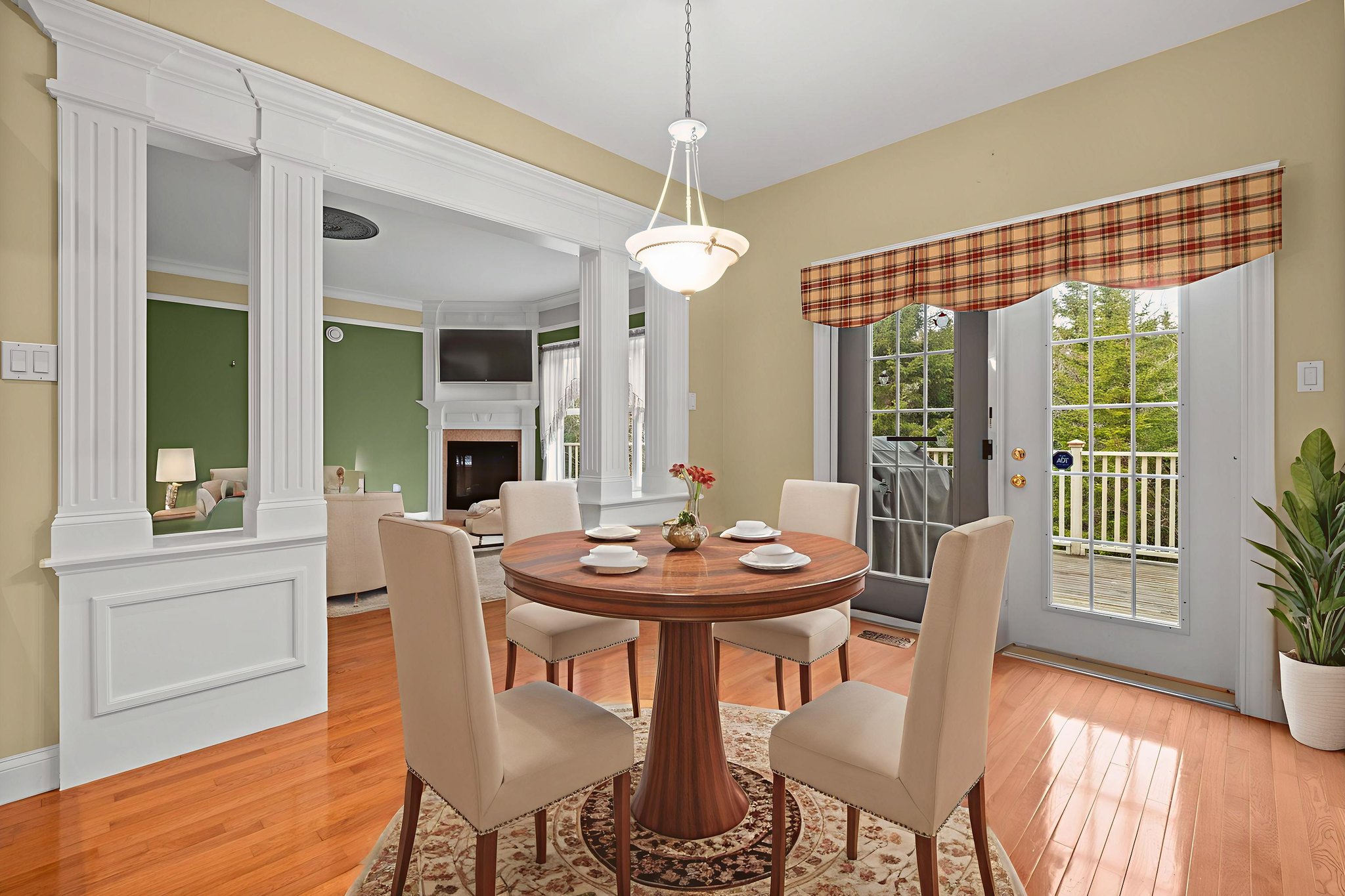 MAC_3680 virtually staged.jpeg