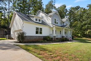  Photo 0