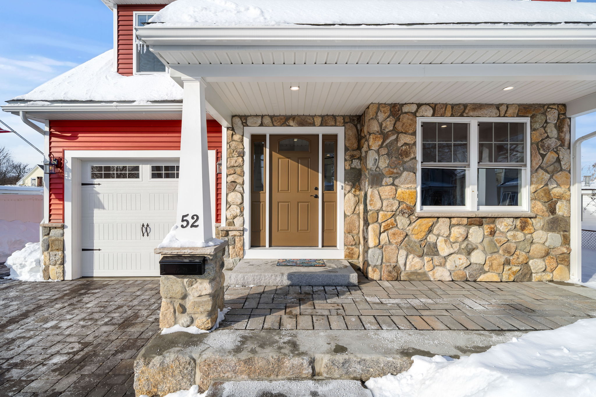 52 Lundberg St, Lowell, MA 01852, USA Photo 8