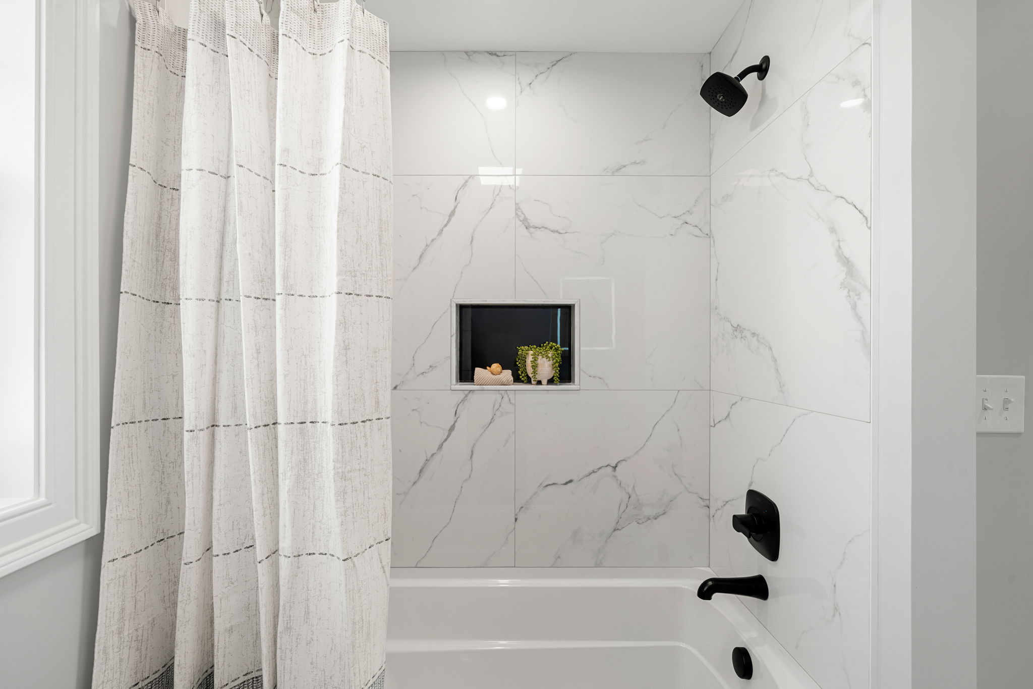 52 Lundberg St, Lowell, MA 01852, USA Photo 27