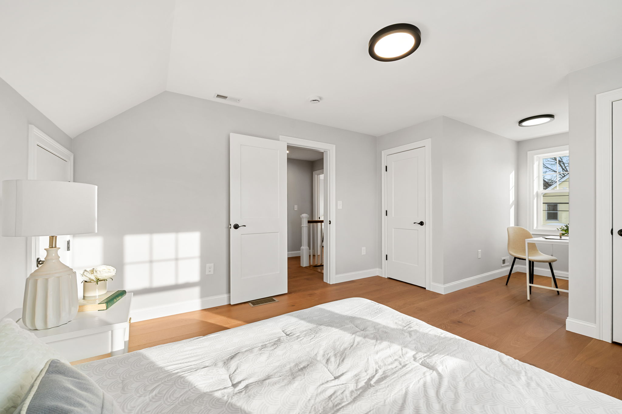 52 Lundberg St, Lowell, MA 01852, USA Photo 37