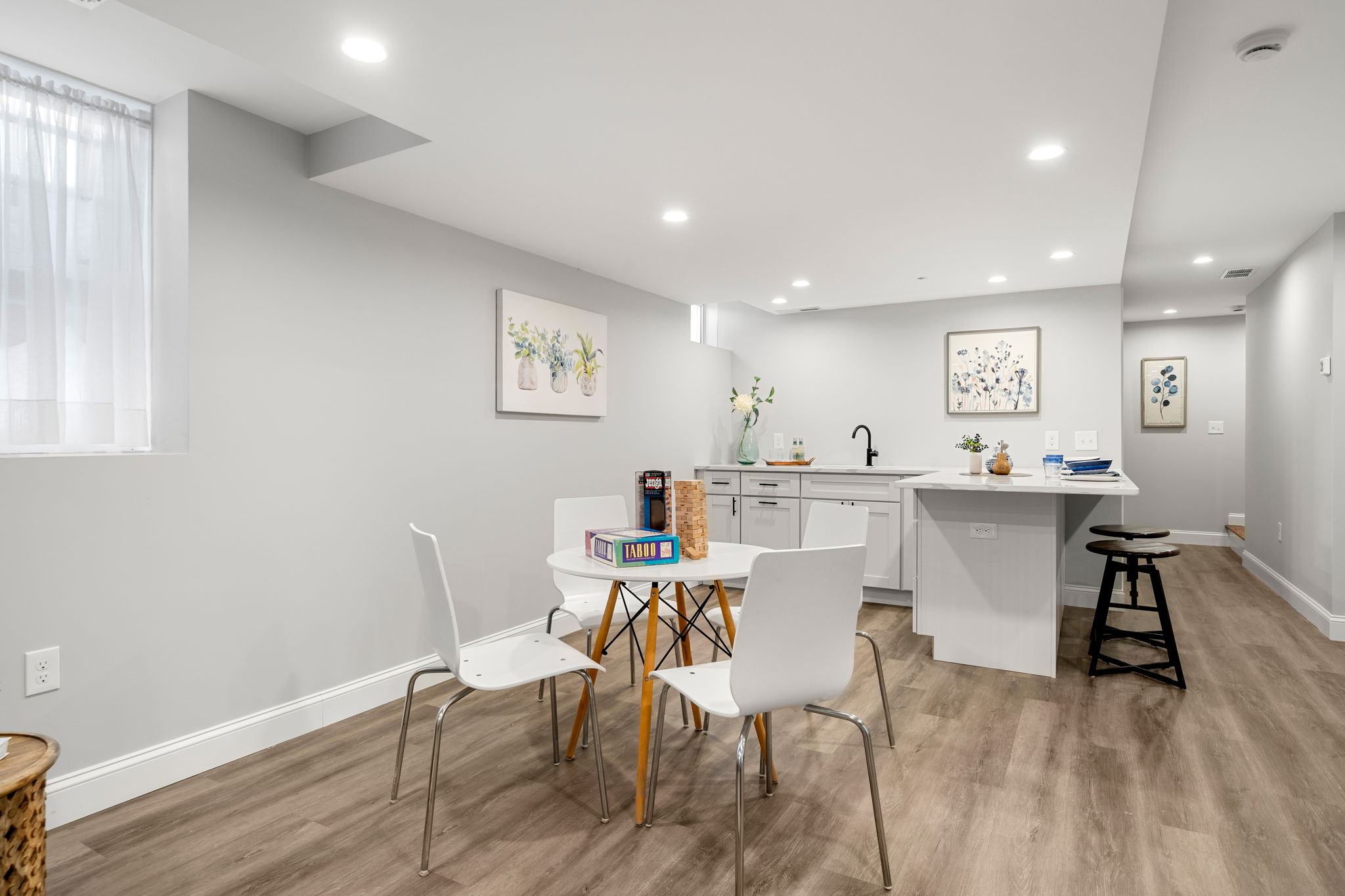 52 Lundberg St, Lowell, MA 01852, USA Photo 46