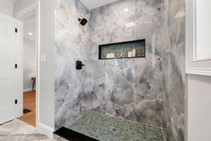 52 Lundberg St, Lowell, MA 01852, USA Photo 33