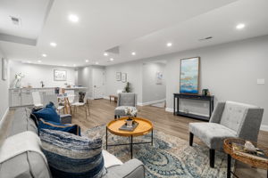 52 Lundberg St, Lowell, MA 01852, USA Photo 49