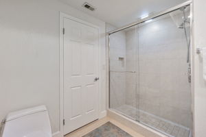 057_52 Mainprice Ct