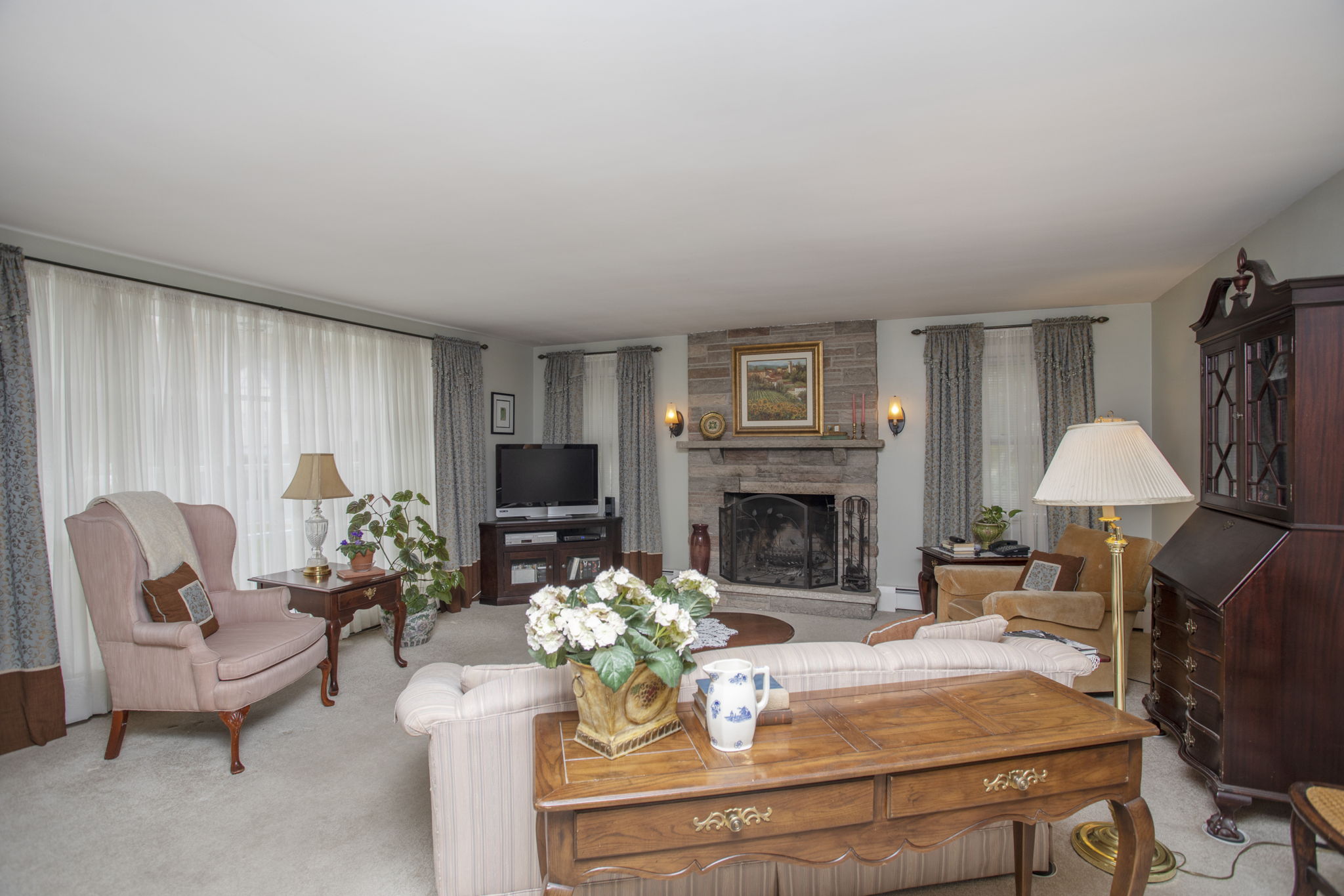  52 Pine Hill Rd, Johnston, RI 02919, US Photo 20