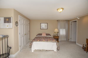  52 Pine Hill Rd, Johnston, RI 02919, US Photo 29